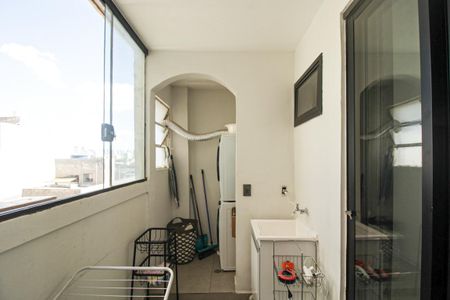 Apartamento à venda com 83m², 2 quartos e sem vaga Apartamento à venda com 83m², 2 quartos e sem vagaÁrea de Serviço