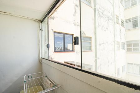 Apartamento à venda com 83m², 2 quartos e sem vaga Apartamento à venda com 83m², 2 quartos e sem vagaÁrea de Serviço