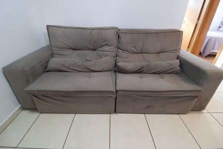 Sala de apartamento para alugar com 2 quartos, 50m² em Jardim Canaã, Uberlândia