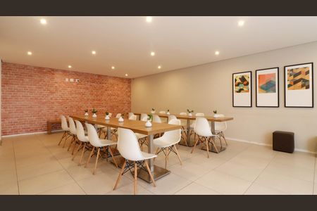 Apartamento para alugar com 42m², 2 quartos e 1 vagaÁrea comum - Salão de festas