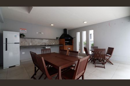 Apartamento para alugar com 42m², 2 quartos e 1 vagaÁrea comum - Churrasqueira
