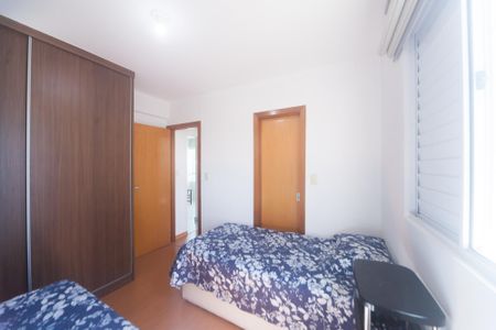 Apartamento à venda com 63m², 2 quartos e 2 vagas Apartamento à venda com 63m², 2 quartos e 2 vagasquarto 1