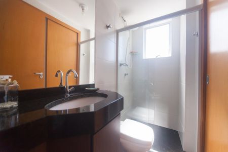 Apartamento à venda com 63m², 2 quartos e 2 vagas Apartamento à venda com 63m², 2 quartos e 2 vagasBanheiro Social