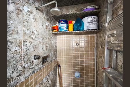 Apartamento à venda com 68m², 2 quartos e 1 vaga Apartamento à venda com 68m², 2 quartos e 1 vagaBanheiro de serviço