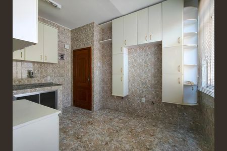 Apartamento à venda com 68m², 2 quartos e 1 vaga Apartamento à venda com 68m², 2 quartos e 1 vagaCozinha e Área de Serviço