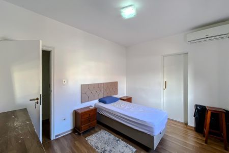 Casa para alugar com 184m², 4 quartos e 3 vagas Casa para alugar com 184m², 4 quartos e 3 vagasQuarto 1 - Suíte