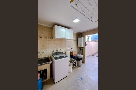 Casa para alugar com 184m², 4 quartos e 3 vagas Casa para alugar com 184m², 4 quartos e 3 vagasÁrea de Serviço