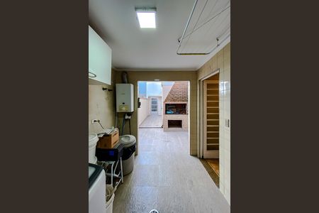 Casa para alugar com 184m², 4 quartos e 3 vagas Casa para alugar com 184m², 4 quartos e 3 vagasÁrea de Serviço