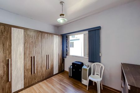 Casa para alugar com 184m², 4 quartos e 3 vagas Casa para alugar com 184m², 4 quartos e 3 vagasQuarto 2