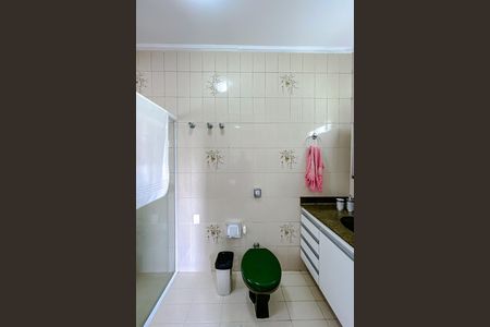 Casa para alugar com 184m², 4 quartos e 3 vagas Casa para alugar com 184m², 4 quartos e 3 vagasBanheiro da Suíte