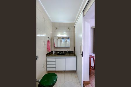 Casa para alugar com 184m², 4 quartos e 3 vagas Casa para alugar com 184m², 4 quartos e 3 vagasBanheiro da Suíte