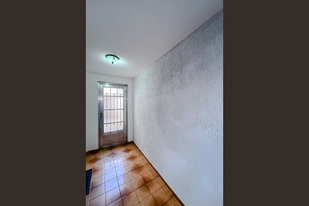Casa para alugar com 184m², 4 quartos e 3 vagas Casa para alugar com 184m², 4 quartos e 3 vagasHall de entrada