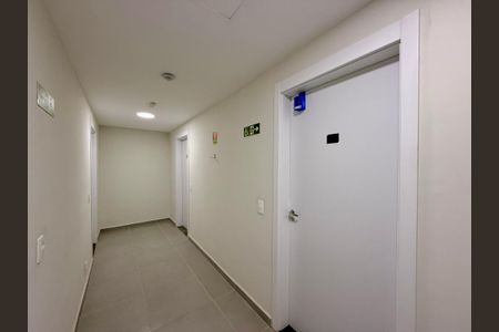 Apartamento para alugar com 27m², 1 quarto e sem vaga Apartamento para alugar com 27m², 1 quarto e sem vagaHall Apartamento