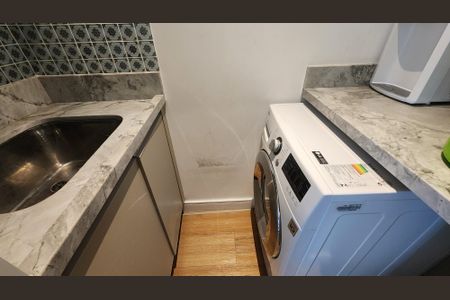Apartamento para alugar com 90m², 2 quartos e 2 vagasCozinha e Área de Serviço