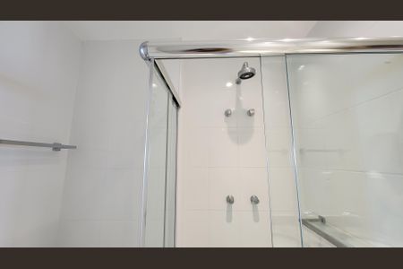 Apartamento para alugar com 90m², 2 quartos e 2 vagasBanheiro Social 