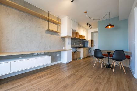 Sala/Cozinha de apartamento para alugar com 1 quarto, 54m² em Pinheiros, São Paulo