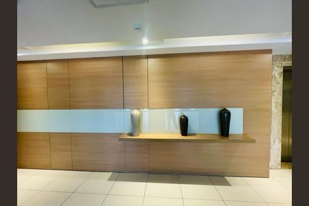 Apartamento à venda com 60m², 2 quartos e 1 vaga