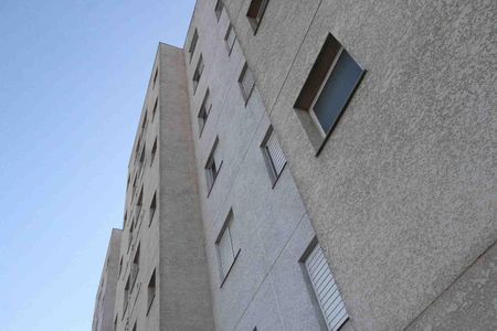 Apartamento para alugar com 50m², 2 quartos e 1 vaga Apartamento para alugar com 50m², 2 quartos e 1 vagaFachada