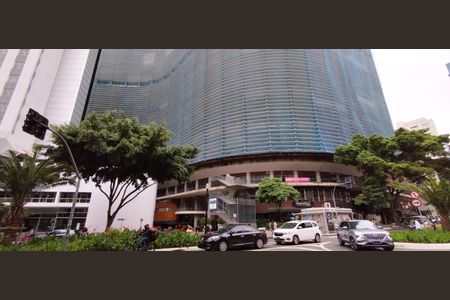 Studio à venda com 40m², 1 quarto e sem vaga Studio à venda com 40m², 1 quarto e sem vagaFachada