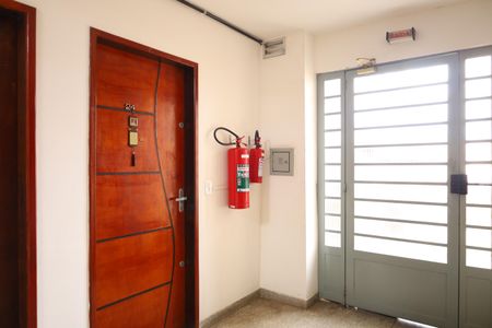 Apartamento à venda com 48m², 2 quartos e 1 vagaÁrea comum - Saguão do andar