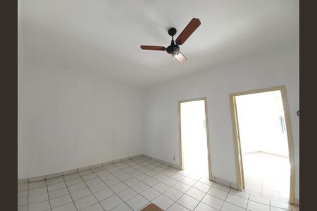 Sala de casa para alugar com 2 quartos, 86m² em Centro, São Vicente