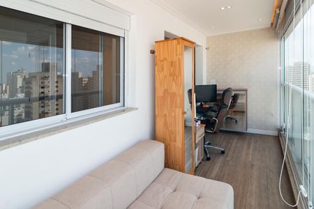 Apartamento para alugar com 90m², 2 quartos e 1 vagaVaranda