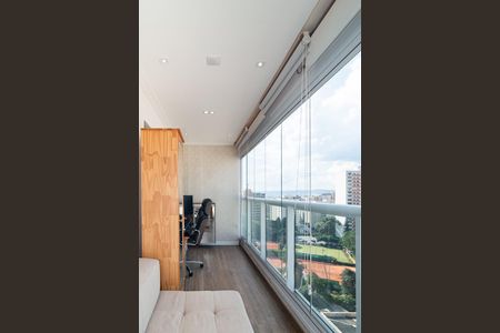 Apartamento para alugar com 90m², 2 quartos e 1 vagaVaranda