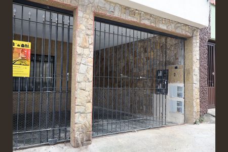 Casa para alugar com 3 quartos, 100m² em Vila Margarida, São Paulo