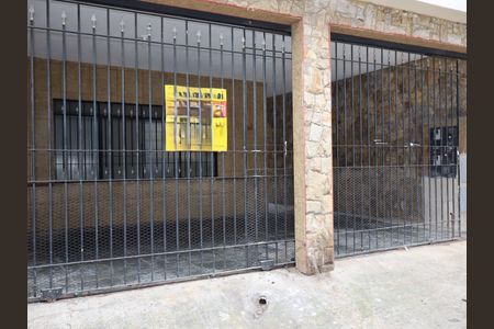 Casa para alugar com 100m², 3 quartos e 1 vagaFachada
