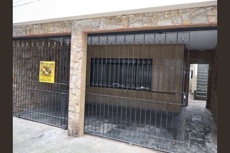 Casa para alugar com 100m², 3 quartos e 1 vagaFachada