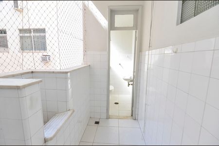 Apartamento à venda com 70m², 2 quartos e sem vaga Apartamento à venda com 70m², 2 quartos e sem vagaÁrea de Serviço