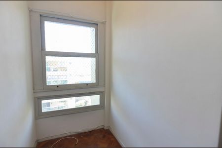 Apartamento à venda com 70m², 2 quartos e sem vaga Apartamento à venda com 70m², 2 quartos e sem vagaSala