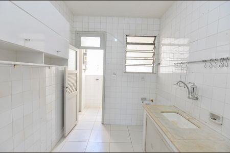 Apartamento à venda com 70m², 2 quartos e sem vaga Apartamento à venda com 70m², 2 quartos e sem vagaCozinha