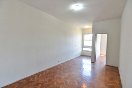 Apartamento à venda com 70m², 2 quartos e sem vaga Apartamento à venda com 70m², 2 quartos e sem vagaSala