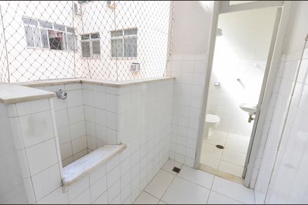 Apartamento à venda com 70m², 2 quartos e sem vaga Apartamento à venda com 70m², 2 quartos e sem vagaÁrea de Serviço
