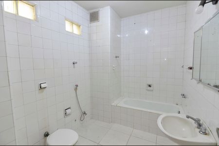 Apartamento à venda com 70m², 2 quartos e sem vaga Apartamento à venda com 70m², 2 quartos e sem vagaBanheiro