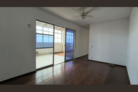 Apartamento para alugar com 340m², 4 quartos e 3 vagas Apartamento para alugar com 340m², 4 quartos e 3 vagasSala