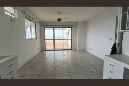 Apartamento para alugar com 340m², 4 quartos e 3 vagas Apartamento para alugar com 340m², 4 quartos e 3 vagasQuarto