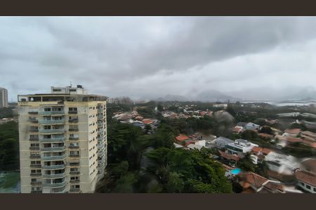 Apartamento para alugar com 340m², 4 quartos e 3 vagas Apartamento para alugar com 340m², 4 quartos e 3 vagasVaranda