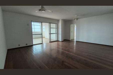 Sala de apartamento para alugar com 4 quartos, 340m² em Barra da Tijuca, Rio de Janeiro