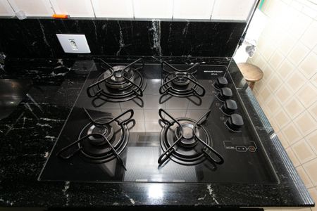 Apartamento para alugar com 44m², 2 quartos e 1 vagaCozinha - Cooktop