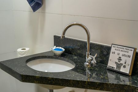 Casa de condomínio para alugar com 60m², 2 quartos e 1 vagaLavabo 