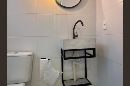Apartamento para alugar com 70m², 3 quartos e 2 vagas Apartamento para alugar com 70m², 3 quartos e 2 vagasBanheiro 2