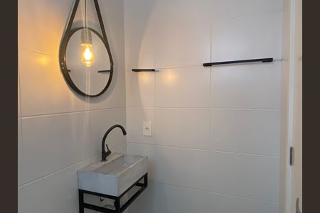 Apartamento para alugar com 70m², 3 quartos e 2 vagas Apartamento para alugar com 70m², 3 quartos e 2 vagasBanheiro 2