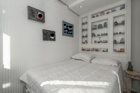 Apartamento à venda com 200m², 2 quartos e 4 vagasQuarto 2