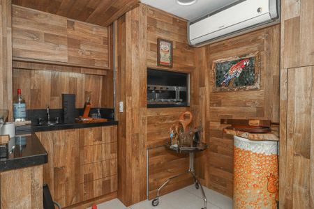 Apartamento à venda com 200m², 2 quartos e 4 vagasSala