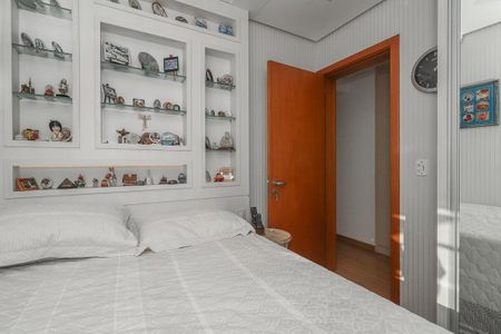 Apartamento à venda com 200m², 2 quartos e 4 vagasQuarto 2