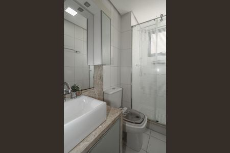 Apartamento à venda com 200m², 2 quartos e 4 vagasBanheiro Social