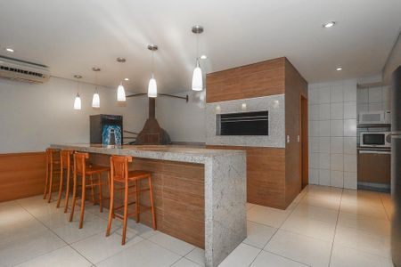 Apartamento à venda com 200m², 2 quartos e 4 vagasÁrea comum - Salão de festas