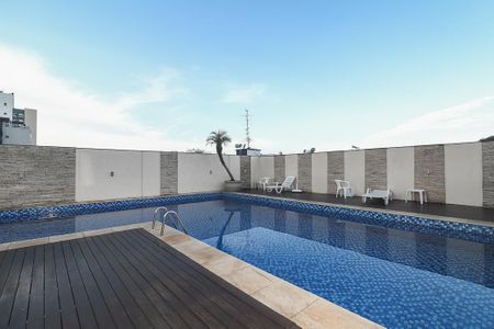 Apartamento à venda com 200m², 2 quartos e 4 vagasÁrea comum - Piscina